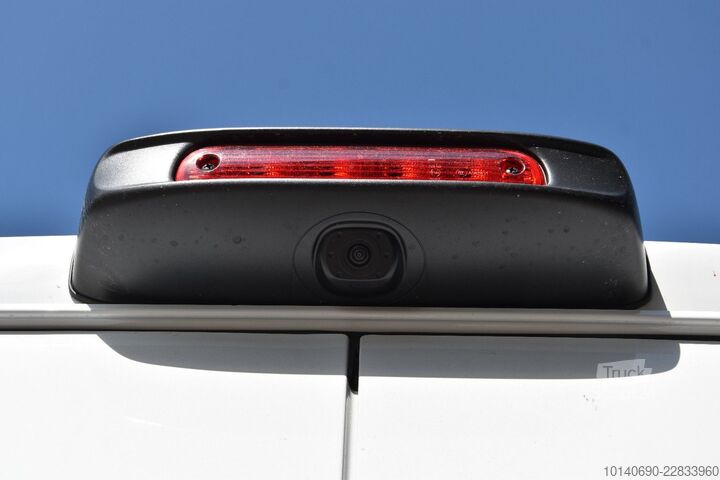 Høy tak varebil FIAT Ducato 35 L2H2 140 MT Tachograph AHK Allwetterre