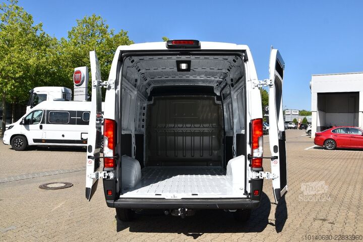 Høy tak varebil FIAT Ducato 35 L2H2 140 MT Tachograph AHK Allwetterre