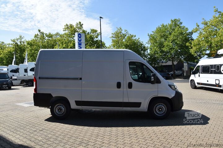 Høy tak varebil FIAT Ducato 35 L2H2 140 MT Tachograph AHK Allwetterre