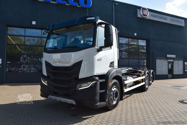 Camion benne à bras amovible IVECO X-WAY AD280X46Y-PS Abrollkipper PALFINGER HT20TE