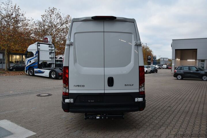 Kastenwagen hoch IVECO Daily 35S16 V Kasten 4100 mm AHK Holzboden Verkl