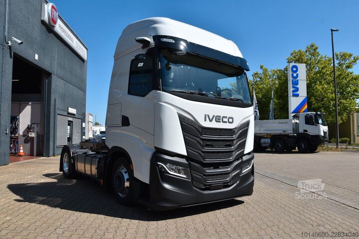 Nagy térfogatú nyergesvontató IVECO S-WAY AS440S50TFP-LT Jumbo SZM EURO VI-E
