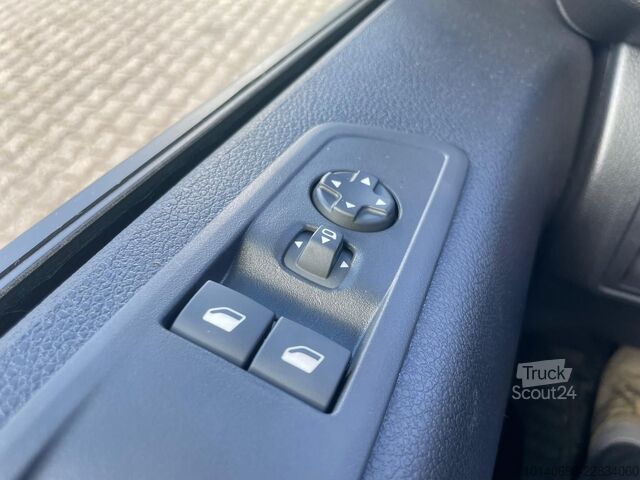 Bestelwagen FIAT Scudo Multicab L3 2.0 180 AT8 LP Netto 50.390,-