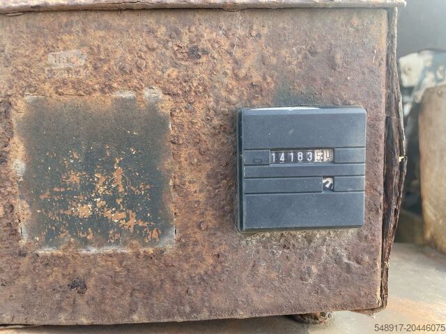 Domíchávač Leciñena Lecinena Betonmischauflieger