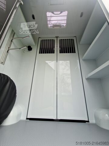 Transport koni Renault Master ZE MTM S3 nieuw paardenwagen elektrisch ...