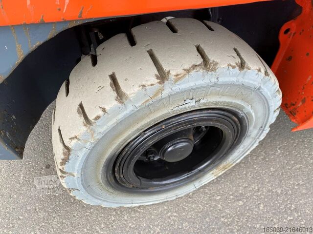 Wózek widłowy Toyota 02-8FDF30