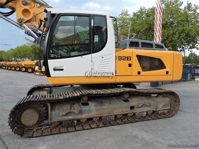 Rupsgraver LIEBHERR R926