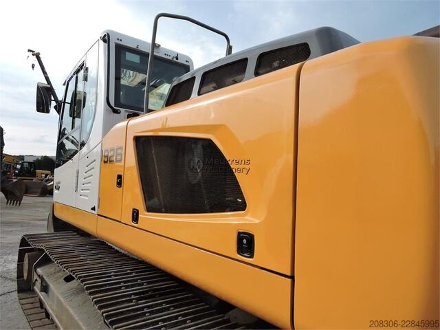 Rupsgraver LIEBHERR R926