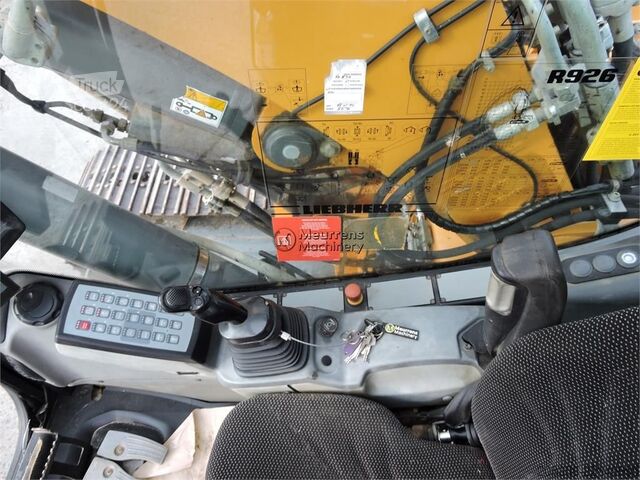 Rupsgraver LIEBHERR R926