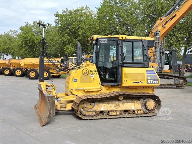 Straßenwalze KOMATSU D37 PXI + GPS