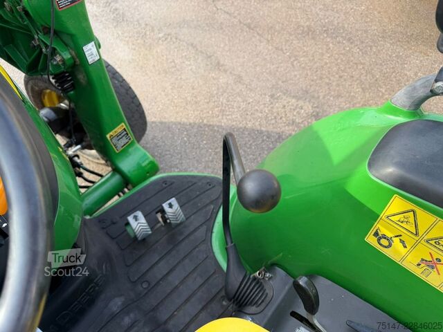 Tractor John Deere 4520 Allrad Frontlader Pferdehof Golfplatz