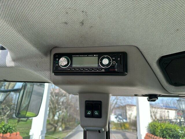 Chargeur frontal Claas Axos 310 mit Frontlader FL80