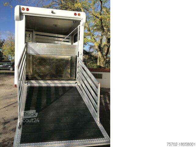 Μεταφορέας ζώων Iveco Daily 4 Pferde top Nutzlast