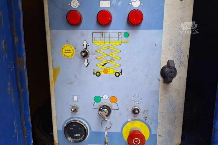 Pont élévateur à ciseaux Haulotte H12SX Diesel, 4x4 Drive, 12m Working Height, 700kg