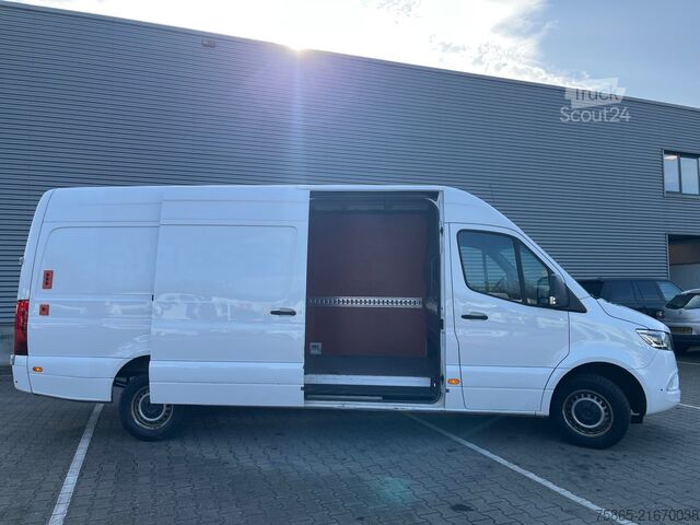 Fourgon tôlé Mercedes-Benz Sprinter 319 1.9 CDI / L4 H2 / RWD / Navi / APK...