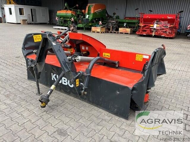 Cortadora de relva Kubota DM4032