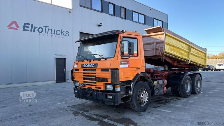3-zijdenkipper Scania 92 M (MANUAL PUMP / 6X4 / STEEL SUSP. / LAMES /...