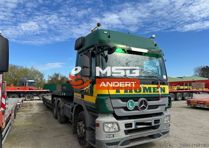 Standarta vilcējs Mercedes-Benz Actros 3348