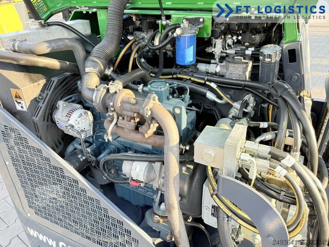 Empilhadeira multidirecional Combilift CB3000 DIESEL TRIPLEX 4900 POSITIONER