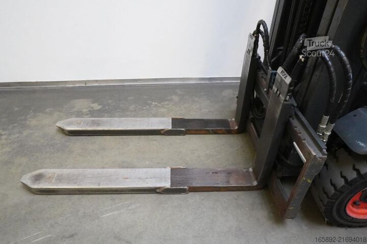 Gaffeltruck Linde E 14 EVO 386-02