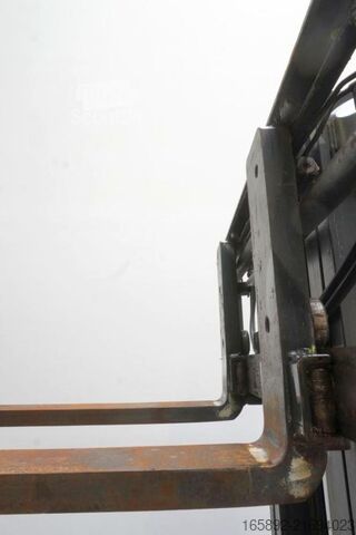 Gaffeltruck Linde H 18 D EVO 391-00