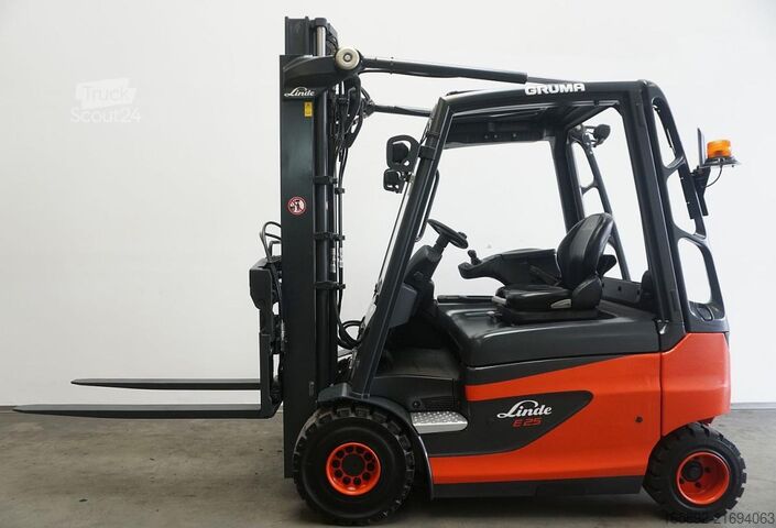 Gaffeltruck Linde E 25 387