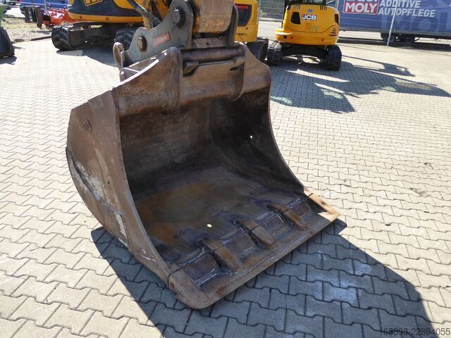 Lánctalpas kotrógép JCB JS220 LC mit Oilquick OQ70/55