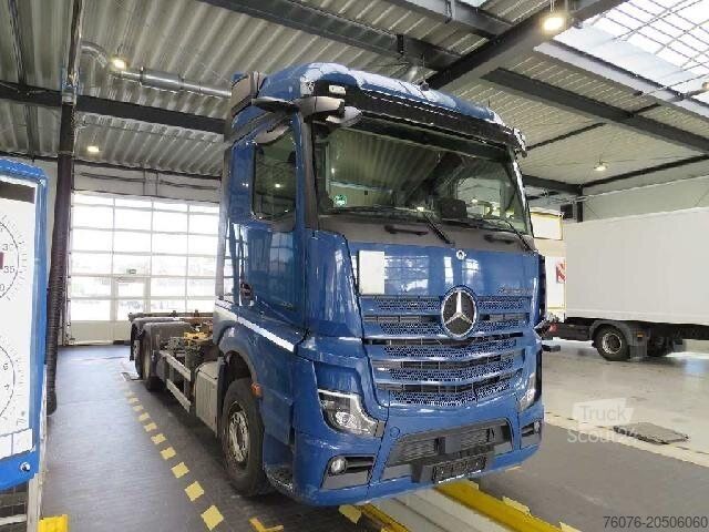 Swap body truck MERCEDES-BENZ 2553 LL 6x2/4 Multiwechsler Lenkachse 2 x AHK
