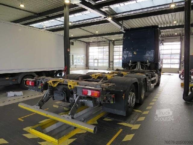 Swap body truck MERCEDES-BENZ 2553 LL 6x2/4 Multiwechsler Lenkachse 2 x AHK