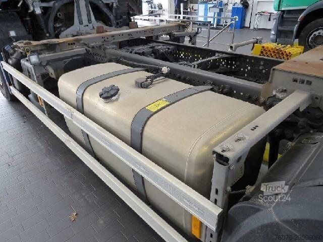 Swap body truck MERCEDES-BENZ 2553 LL 6x2/4 Multiwechsler Lenkachse 2 x AHK