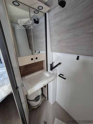 Kastenwagen Wohnmobil / Campervan BÜRSTNER Papillon PC 6.0 ** Aufstelldach **, Automatik