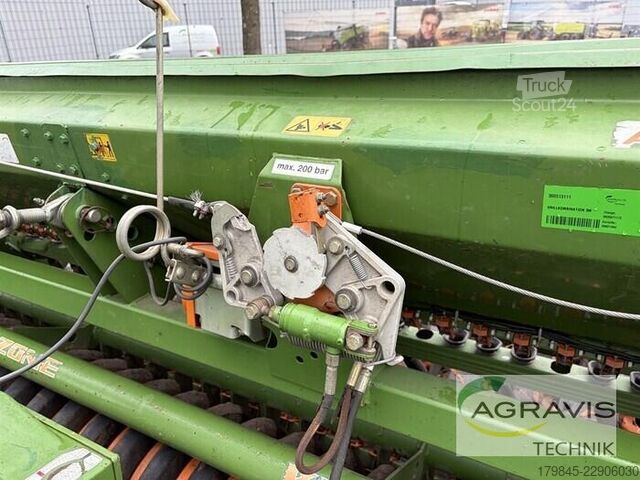 Συνδυασμένη σβάρνα Amazone DRILLKOMBINATION 3M