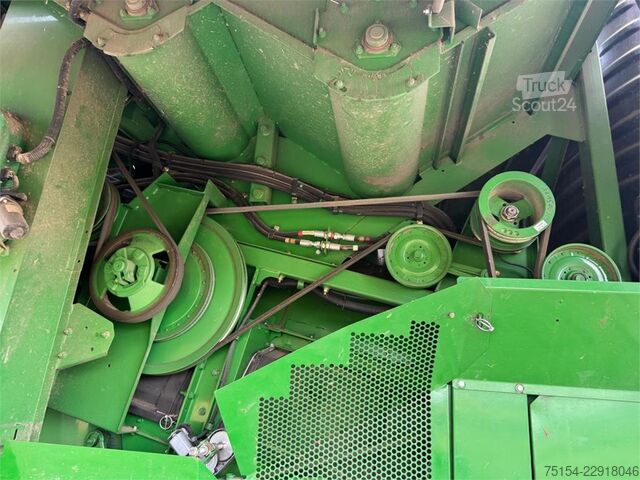  John Deere S690i 4WD