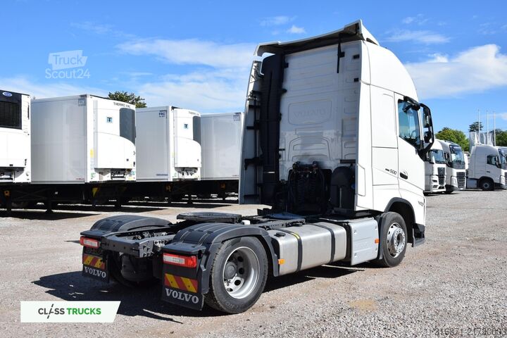 Standardni vlačilec VOLVO FH 500 Globetrotter XL Mega