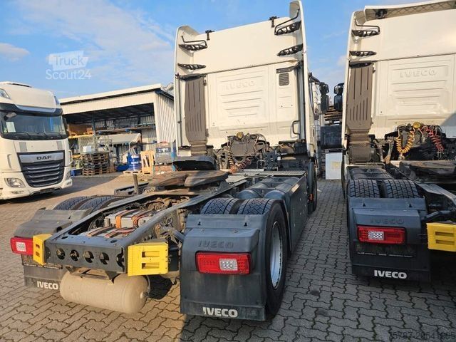 Standard trækkerunit IVECO 460 Hi Way, Retarder, Reifendruckkontrolle