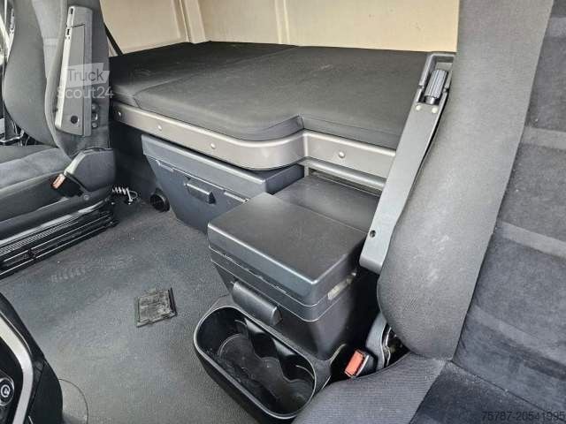 Standard trækkerunit IVECO 460 Hi Way, Retarder, Reifendruckkontrolle