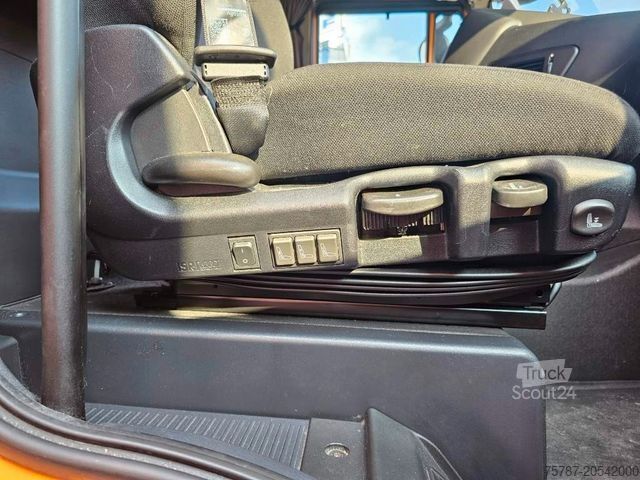 Standarta vilcējs IVECO 460 Hi Way, Retarder, Abstandstempomat, Kühlfach