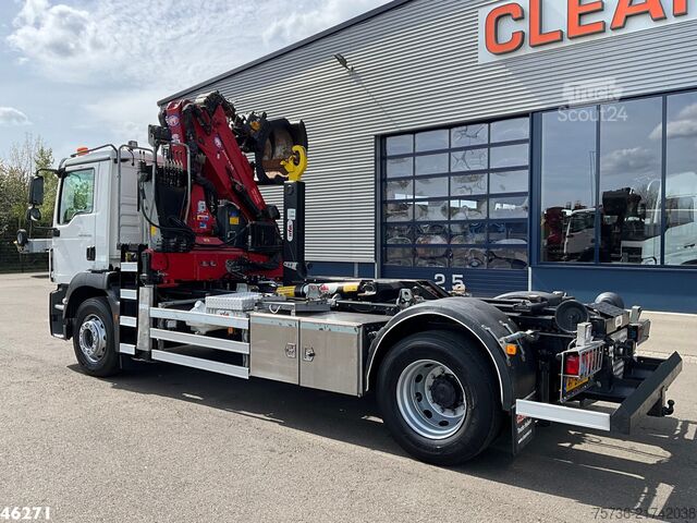 Koukkuvarsijärjestelmä Man TGM 18.290 Euro 6 HMF 14 Tonmeter Z-kraan Just ...