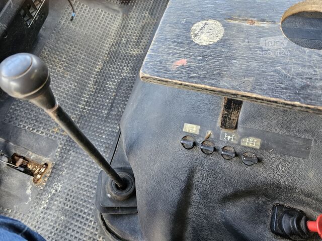 Camion cu platformă MAN VW-MAN 8.150 FAE G90 4x4 Doppelkabine