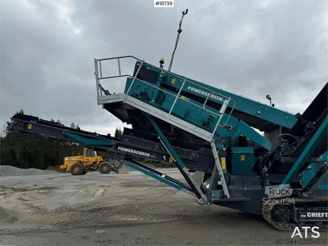  Powerscreen Chieftain 1400 Screening plant