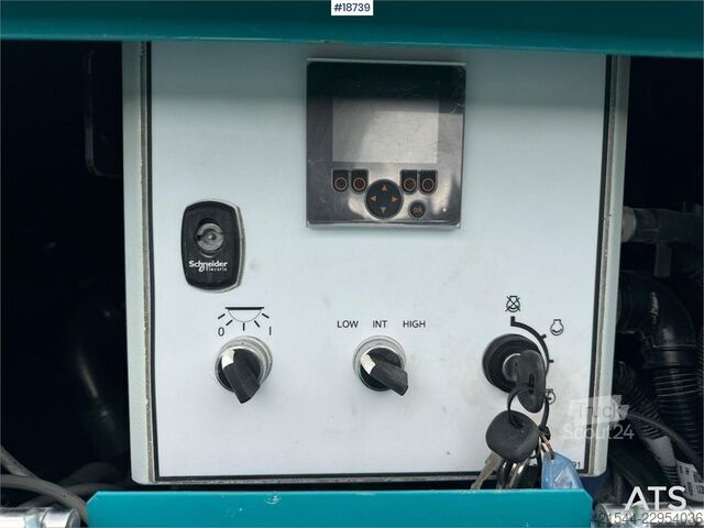  Powerscreen Chieftain 1400 Screening plant