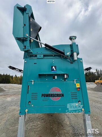  Powerscreen Chieftain 1400 Screening plant