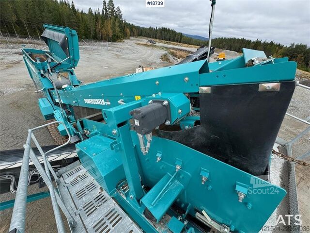  Powerscreen Chieftain 1400 Screening plant