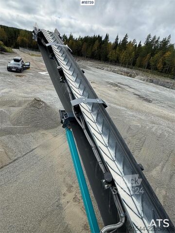  Powerscreen Chieftain 1400 Screening plant