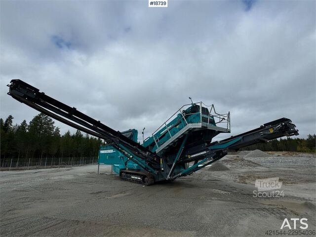  Powerscreen Chieftain 1400 Screening plant