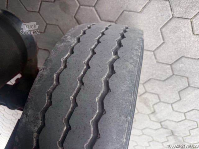 Atvira priekaba su tentu  Wiese Tandemanhänger