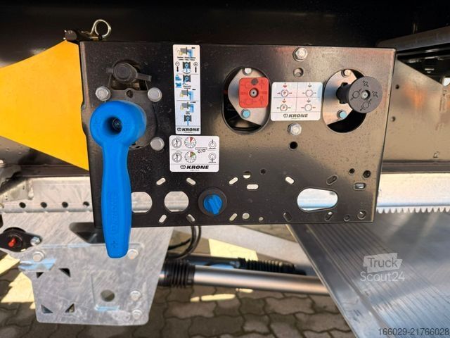Kofferauflieger KRONE Koffer-Sattelauflieger mit Ladebordwand