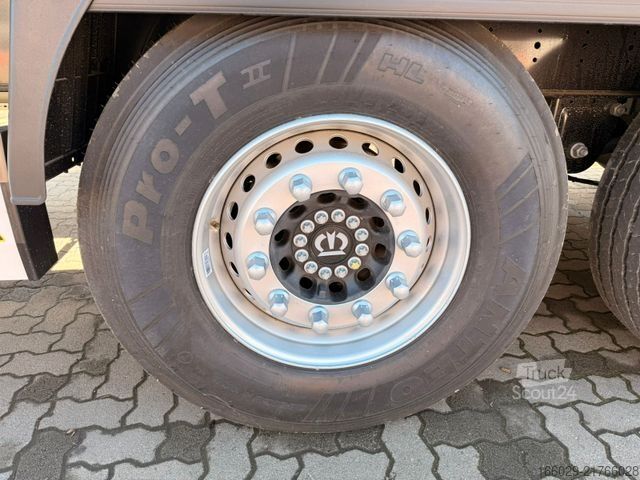 Kofferauflieger KRONE Koffer-Sattelauflieger mit Ladebordwand