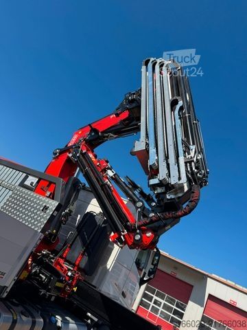 LKW mit Pritsche (offen) VOLVO FH500 6x4mit Fassi F545 2.27 JIB Winde sofort