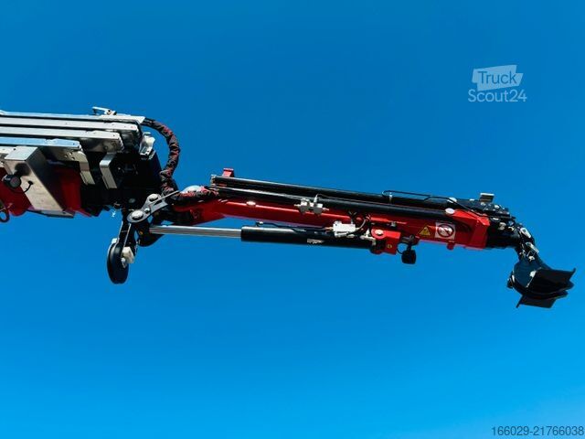 LKW mit Pritsche (offen) VOLVO FH500 6x4mit Fassi F545 2.27 JIB Winde sofort